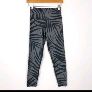 Aerie high rise green 7/8 palm leaf print leggings